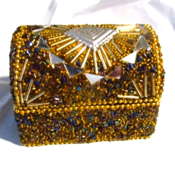 Handmade Multi color Jeweled & Seed Beads Beaded Trinket Box (3.5"x2"x2") - Picture 6 of 6